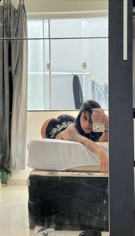 Allyne Santos heiße nackte bild