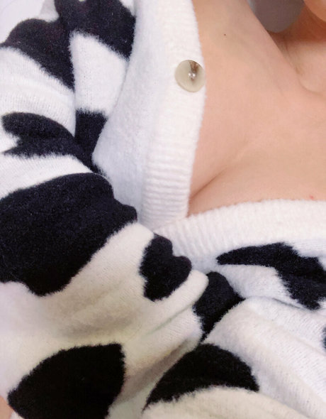 bikini-prinzessin onlyfans kunst sex bild