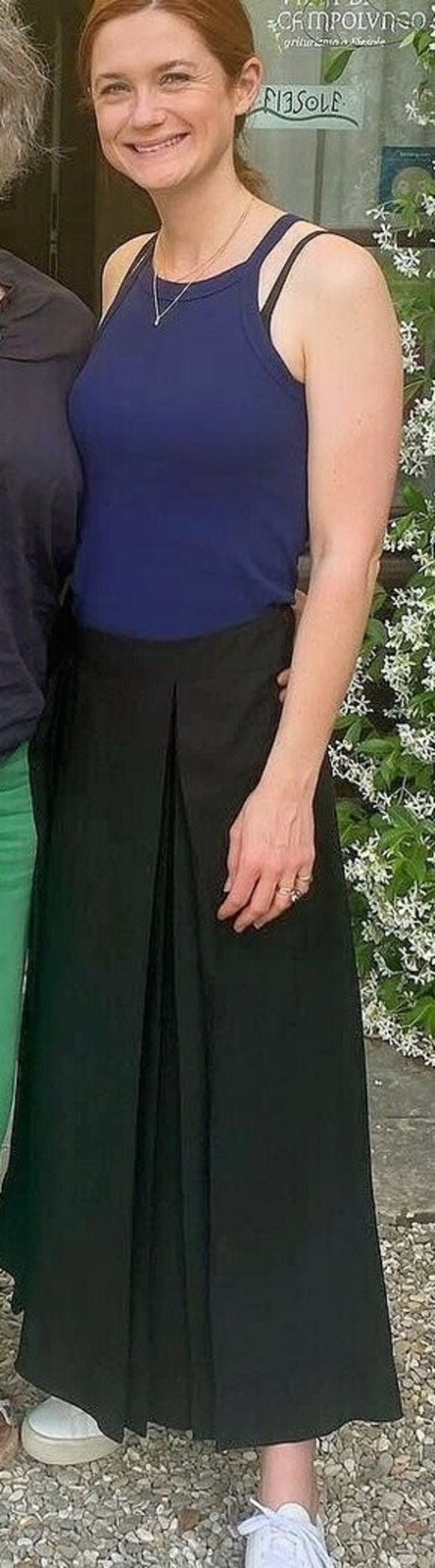 Bonnie Wright sexy schöne fotos