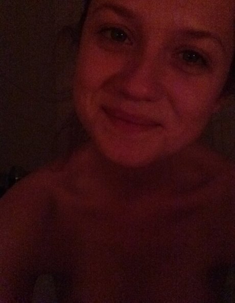 Bonnie Wright xxx nacktheit bilder