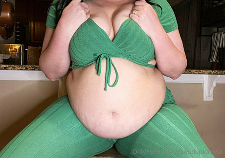 cakedupkayyla erotische schöne galerien