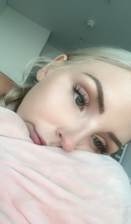 vollbusige milf onlyfans erotische nette galerie