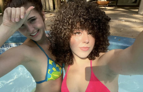 Blossom In The Moonlight erotische hd fotos