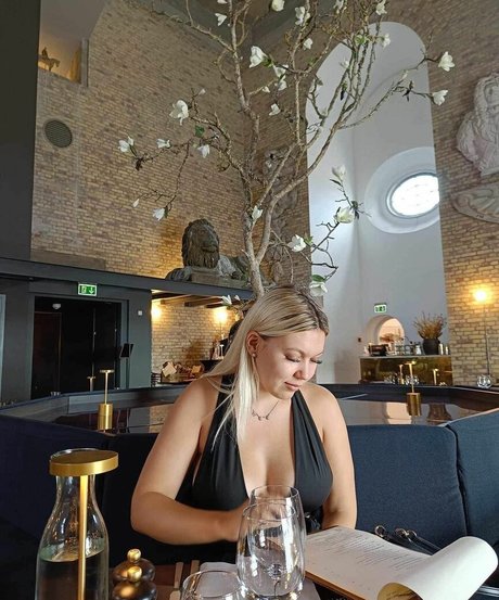 Aurora Lyngdal pornostar kostenlose bild