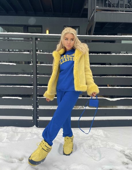 onlyfina xxx pornostar bilder