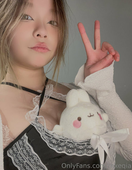 jenniiemx schauspielerin top fotos