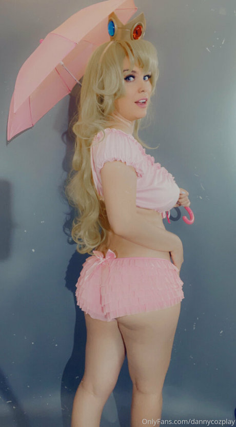 DannyCozplay model pornografische archiv