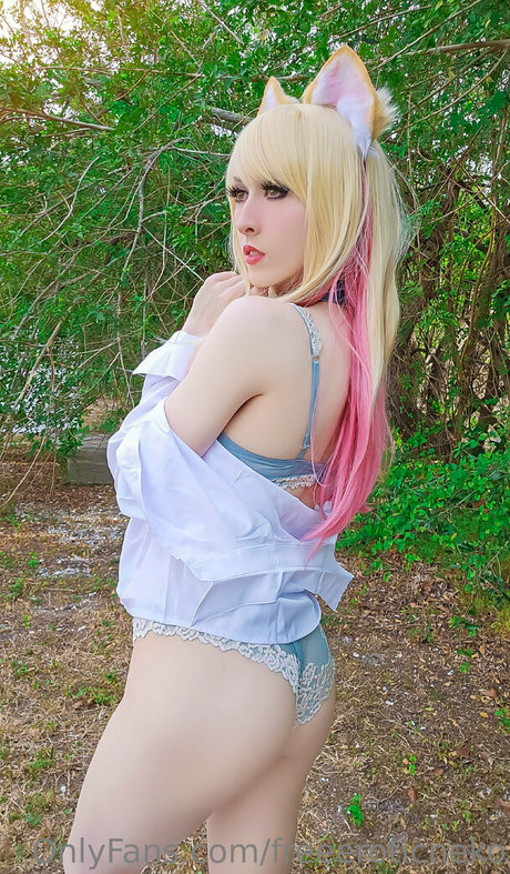 Eroticneko nackt exklusive bilder