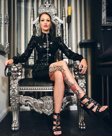 MeliDeluxe hübsche porno bild