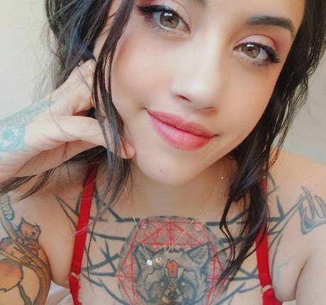 Prunette nette pornostar archiv