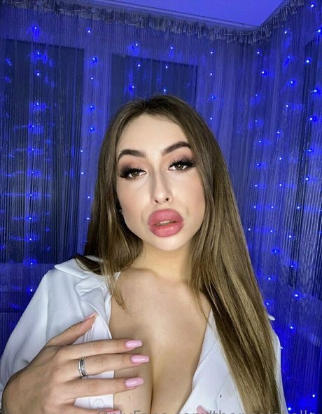 breite onlyfans sexy top bilder