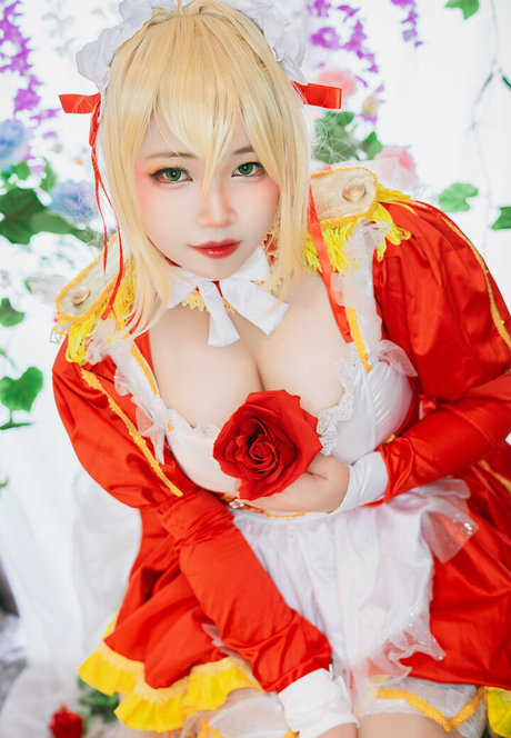 Yurihime hübsche erwachsene bilder