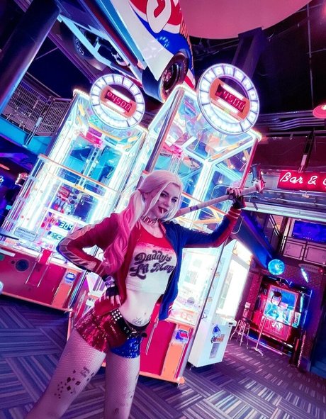 Aelarose schauspielerin kostenlose galerien