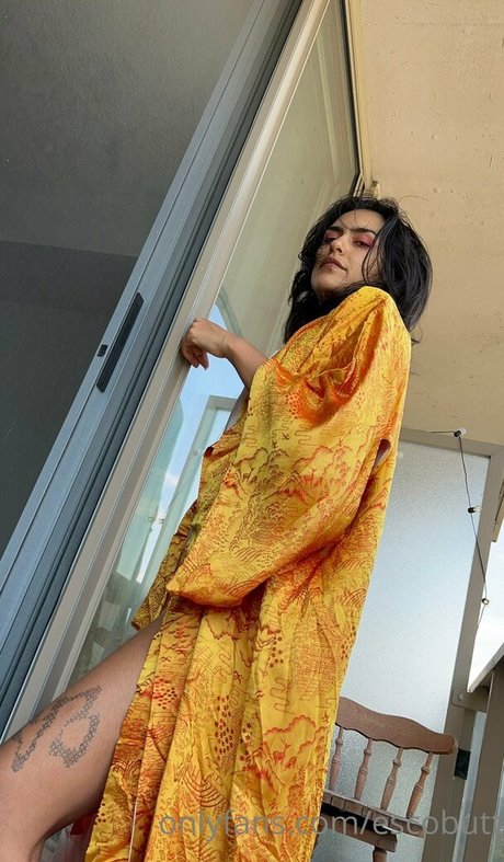 escobutt kostenlose akt fotos