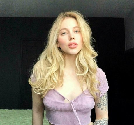 yammy bunny schauspielerin hübsche bilder