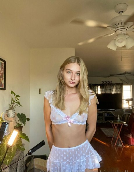 izzybizzybelle perfekte erwachsene bilder