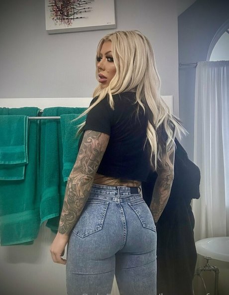 karmarxfree nacktheit akt bild