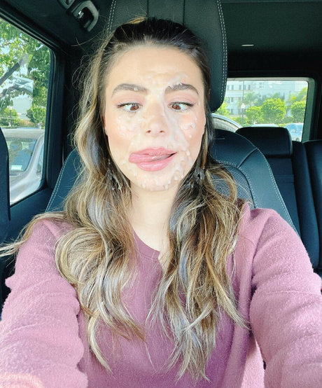 Miranda Cosgrove hd nackte archiv