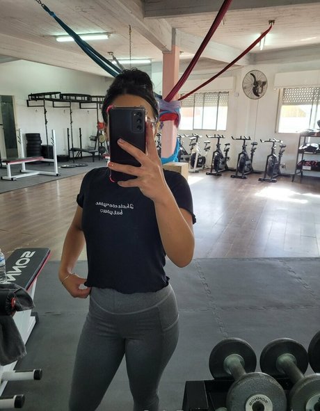 teen brille onlyfans nackt heiße bilder