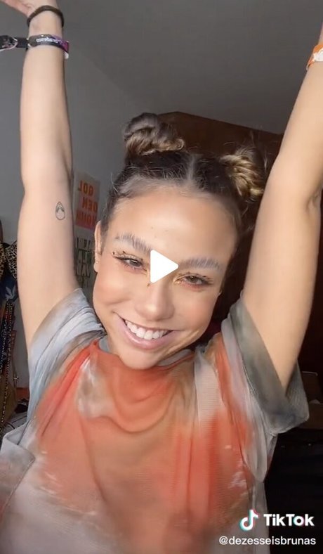 Bruna16 heiße schöne bild