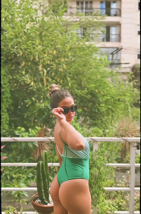 Bruna16 kunst sexy galerie