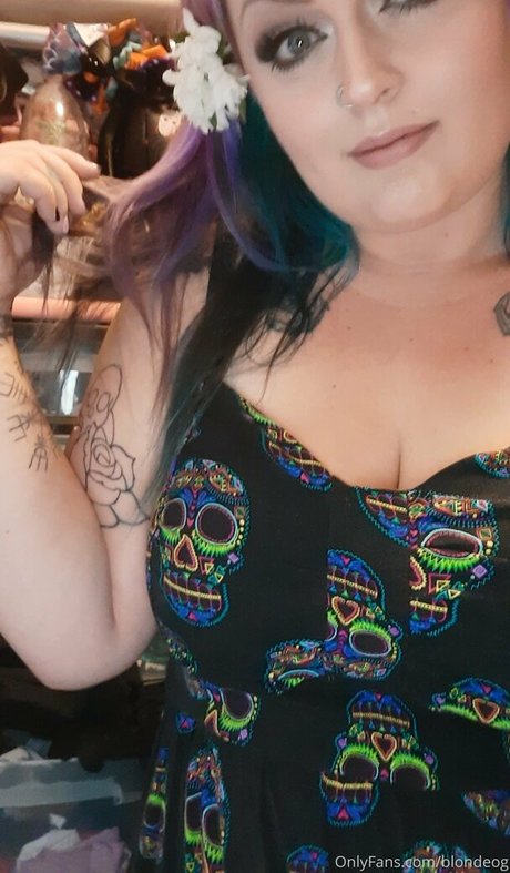 blondeog model heiße fotos