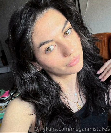 meganmistakes hübsche erotische archiv
