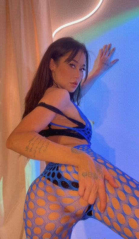 karleaxoxo schauspielerin nackten bilder