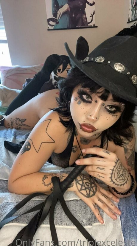 triplexceleste model nette foto