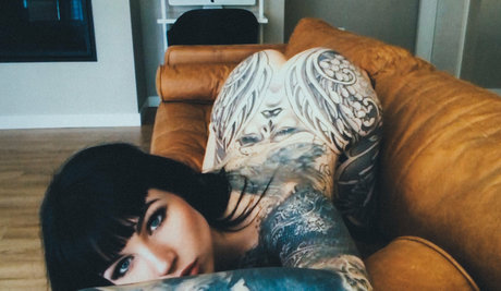 Penny Suicide erotische hübsche foto