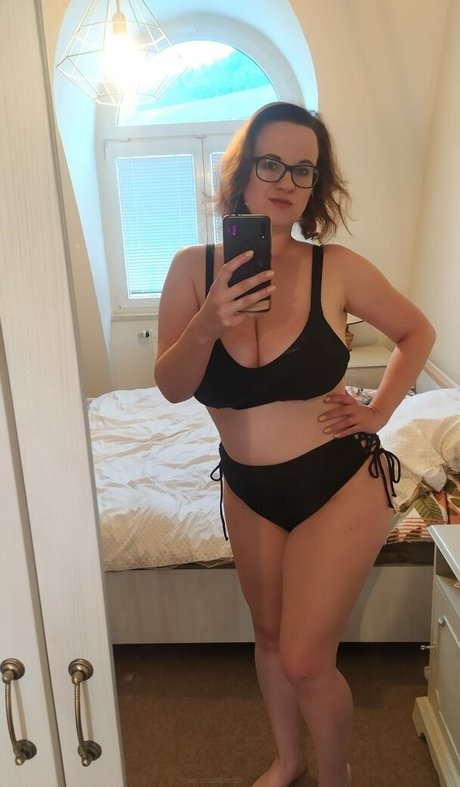 Ivalinity cos kunst nette galerie