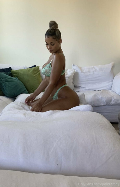 jaderamey erwachsene pornografische fotos