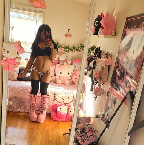 Lilrawrs exklusive galerie