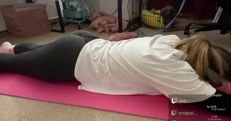 poopernoodle model erotische foto