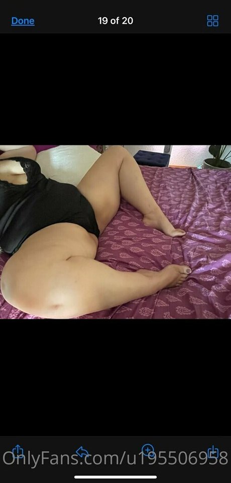 millionzofpeaches pornostar nackten bilder