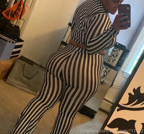 lolabooty111122 heiße nackte galerie