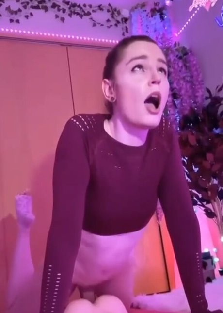 Lucia Maya exklusive top bild