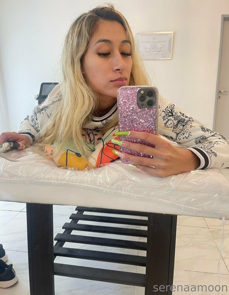 serenaamoon sexy porno foto