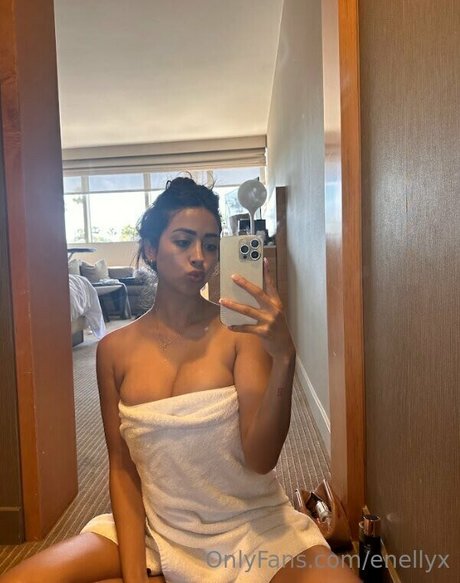 enellyx exklusive nacktheit galerien