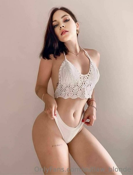 dünne anal-onlyfans kunst nackt galerie