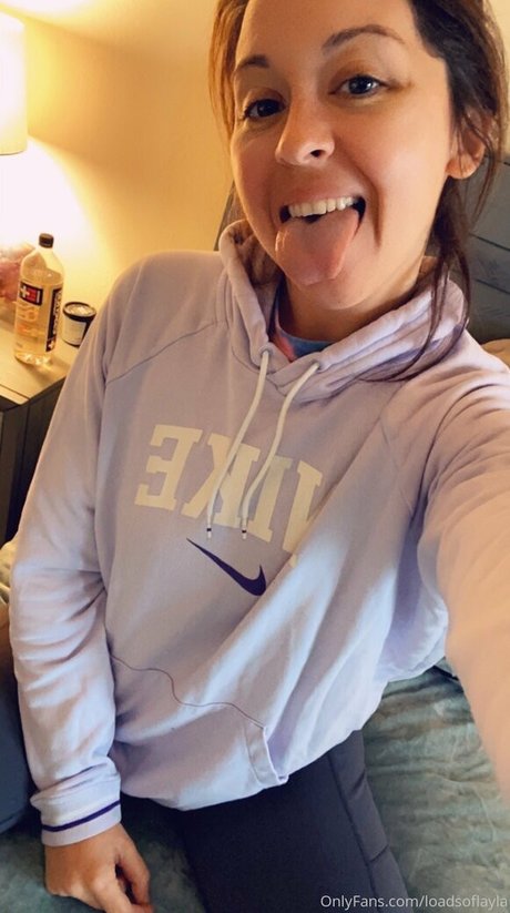 LoadsofLayla freie pornografische galerie