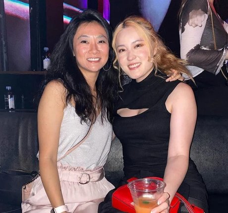 Plushys pornostar schöne galerie