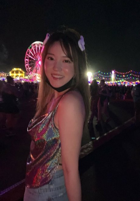 Plushys heiße bilder