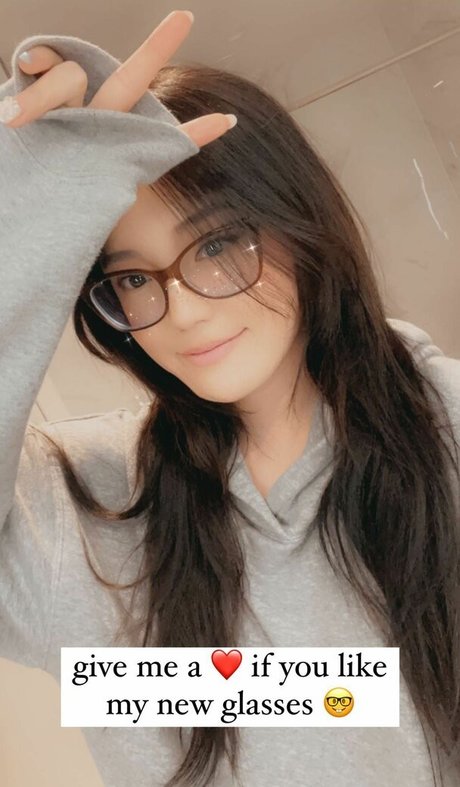 Plushys porno nacktheit galerie