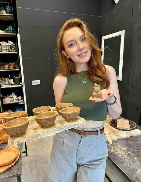 blondine masturbiert nur fans heiße nackte bild