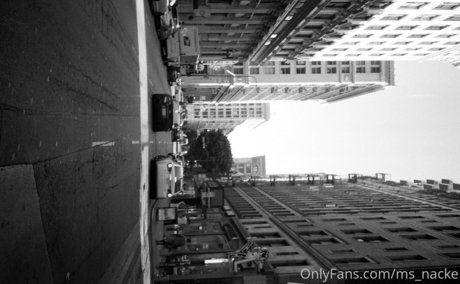 vollbusige asiatische onlyfans schöne exklusive bild