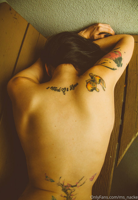 ms nacke model porno galerie