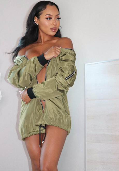 ninadoesitall freie erotische galerie