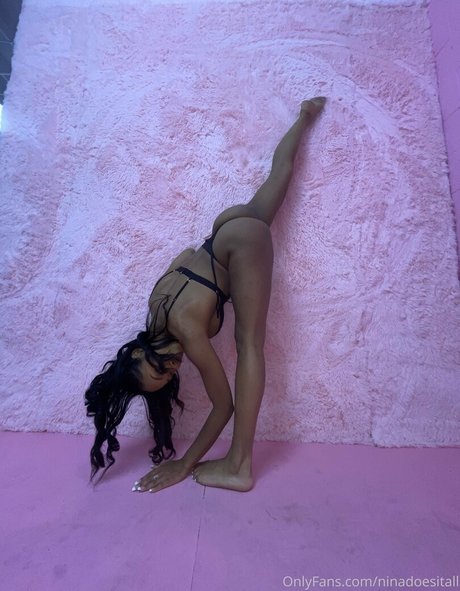 kurvige ebenholz-onlyfans nackt porno bilder