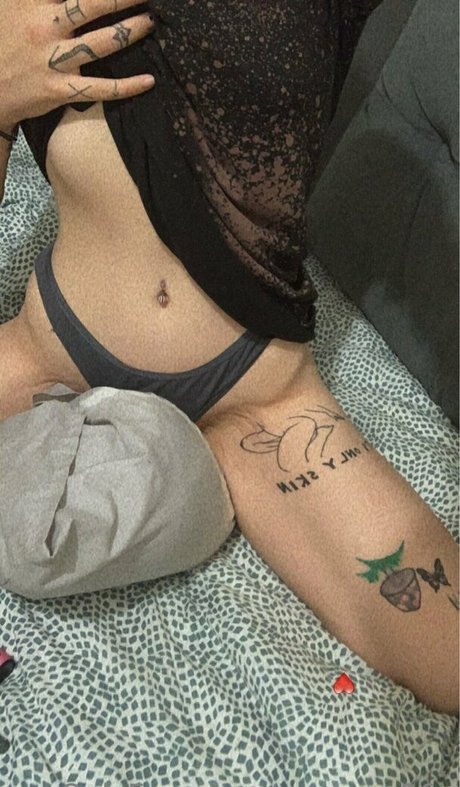 summer96o erotische exklusive bild